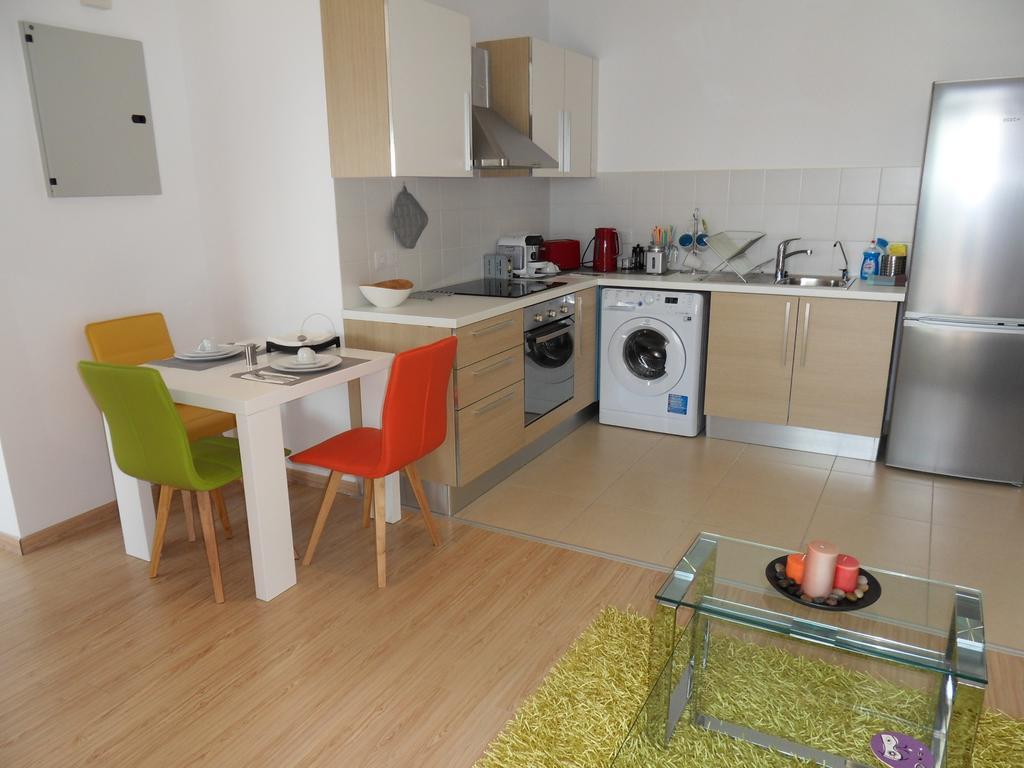Eden Beach Apartment 611 Limasol Kamer foto